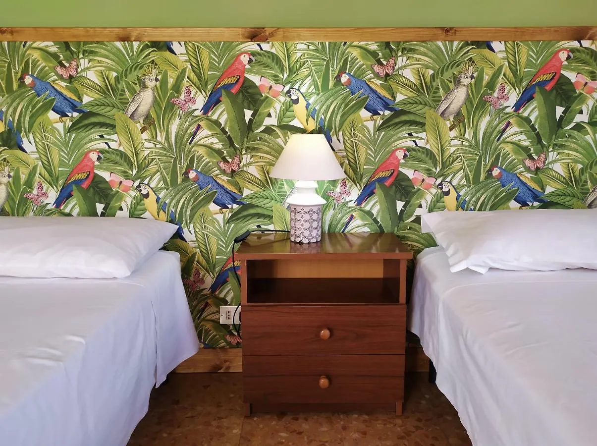 Ostello Delle Cartiere Toscolano Maderno Hostel