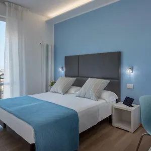 hotel-maria-serena.emilia-romagnahotels.net/