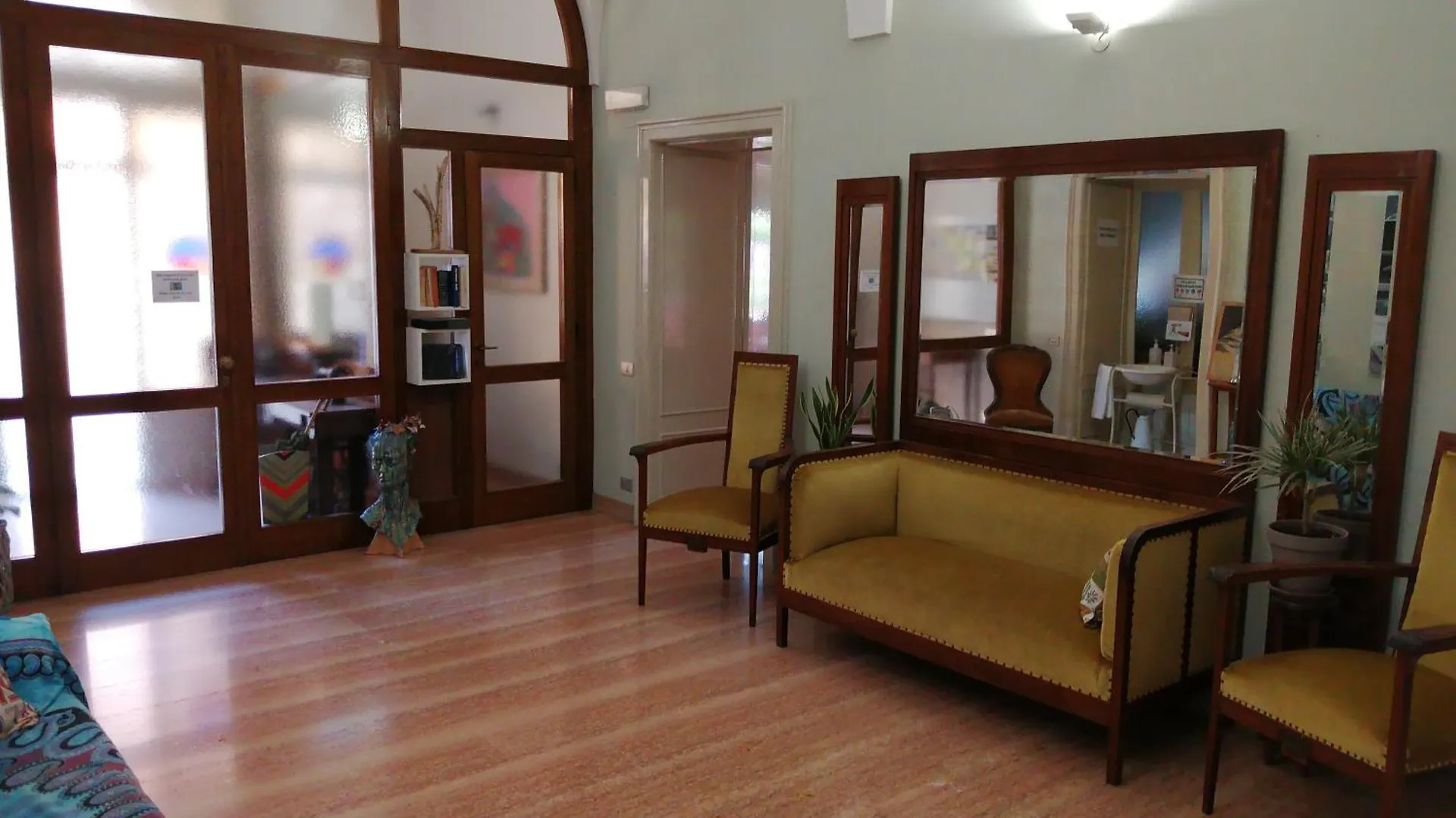 Ostello Delle Cartiere Toscolano Maderno Hostel