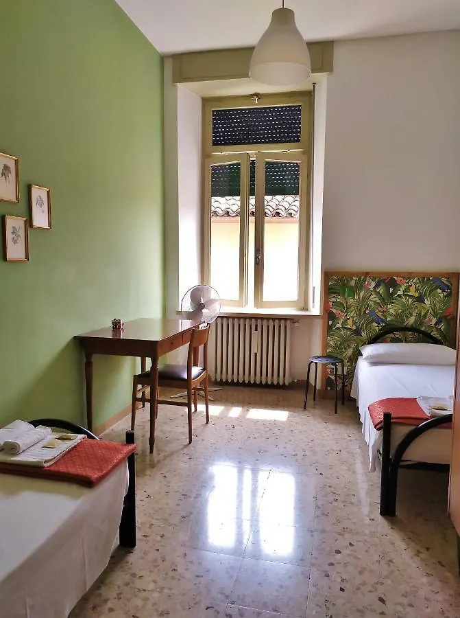 Ostello Delle Cartiere Toscolano Maderno Hostel