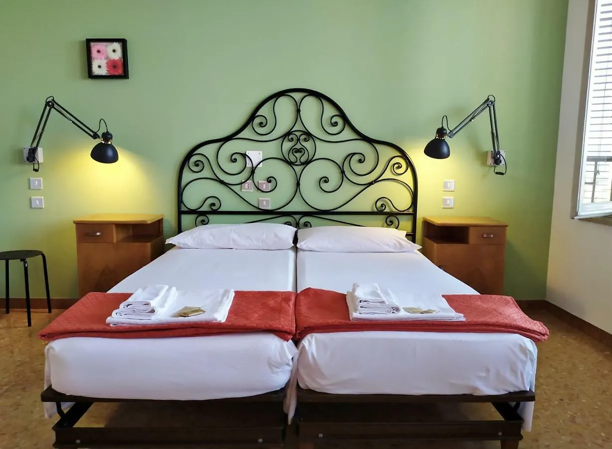 Hostel Ostello Delle Cartiere Toscolano Maderno